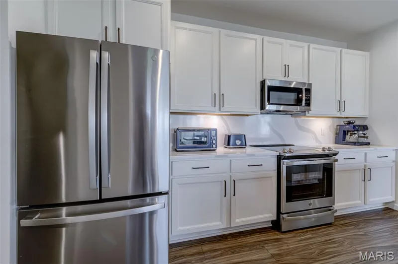Kitchen Equiped with Gourmet Appliance Package - Refrigerator Included in Sale! — 337 Dalriada Boulevard, O'Fallon, MO 63368