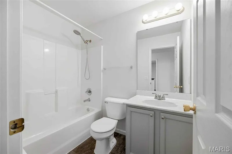 1435 Soaring Eagle Drive, O'Fallon, MO 63366 — listing photo 21 of 34