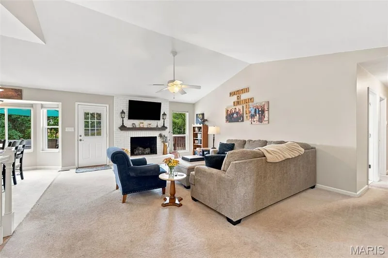 16337 Centerpointe Drive, Grover, MO 63040 — listing photo 6 of 45
