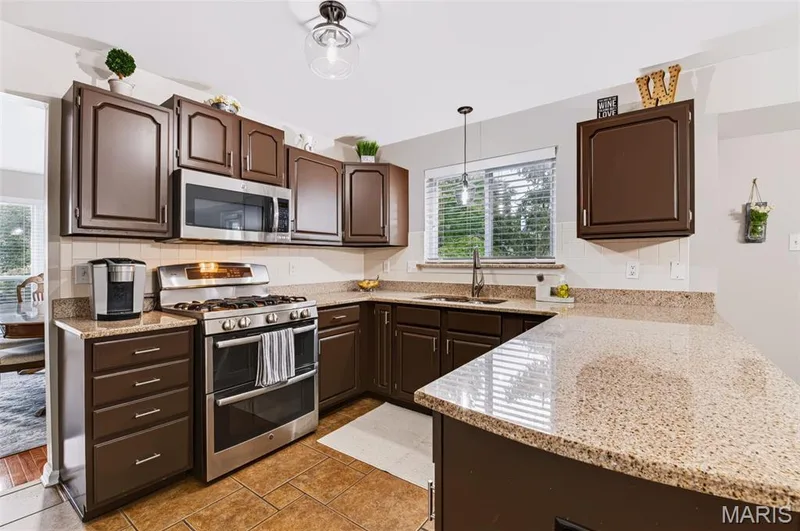 209 Harbour Pointe Drive, Grover, MO 63040 — listing photo 16 of 43
