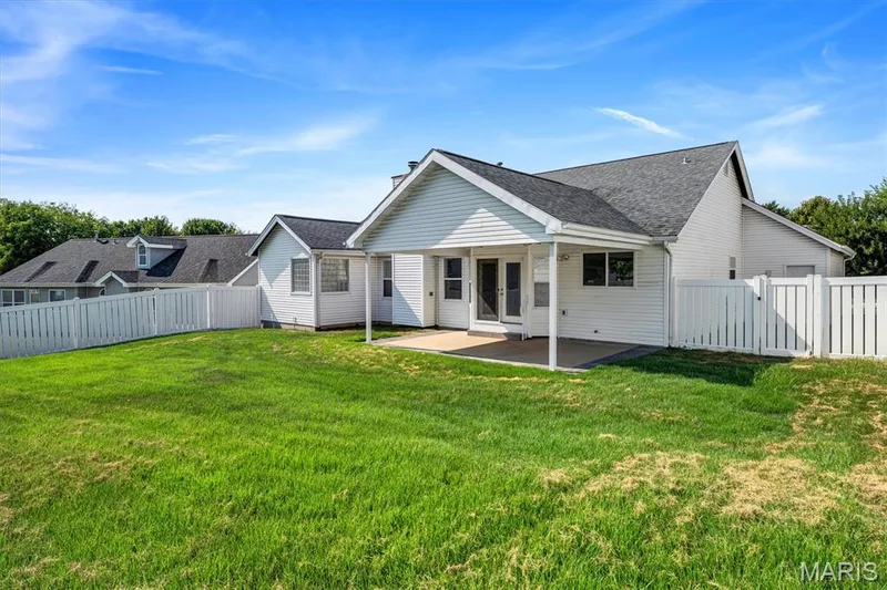 104 Coppersmith Court, St Charles, MO 63301 — listing photo 46 of 54
