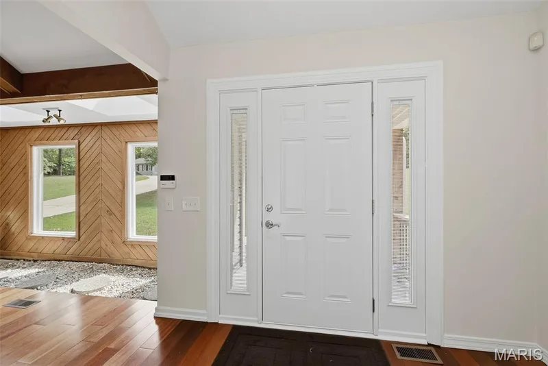 18409 Woodland Meadows Drive, Wildwood, MO 63038 — listing photo 4 of 59
