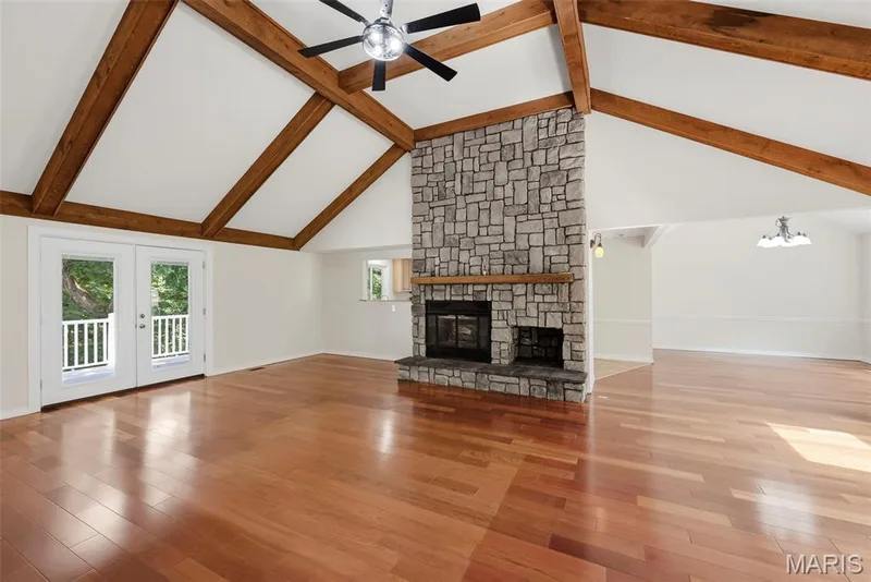 View of living room into the dining area. — 18409 Woodland Meadows Drive, Wildwood, MO 63038