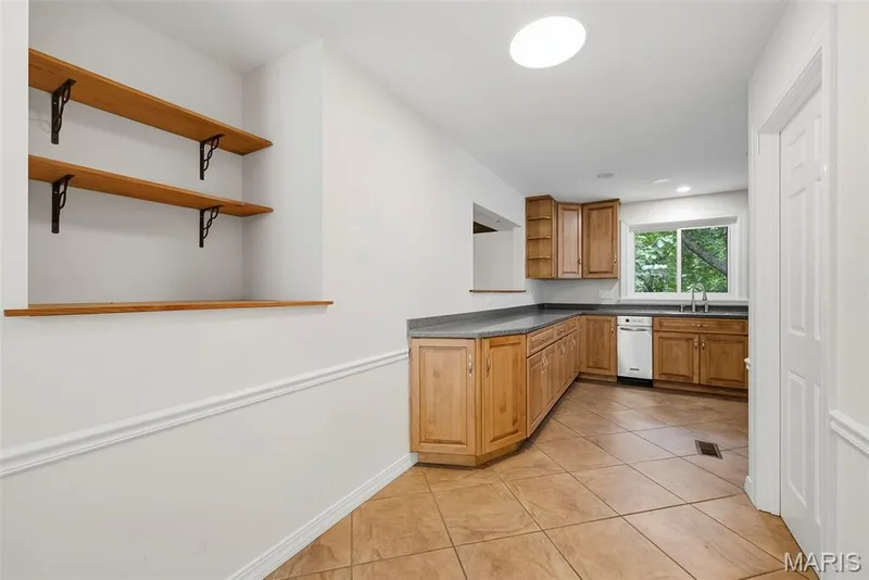18409 Woodland Meadows Drive, Wildwood, MO 63038 — listing photo 14 of 59