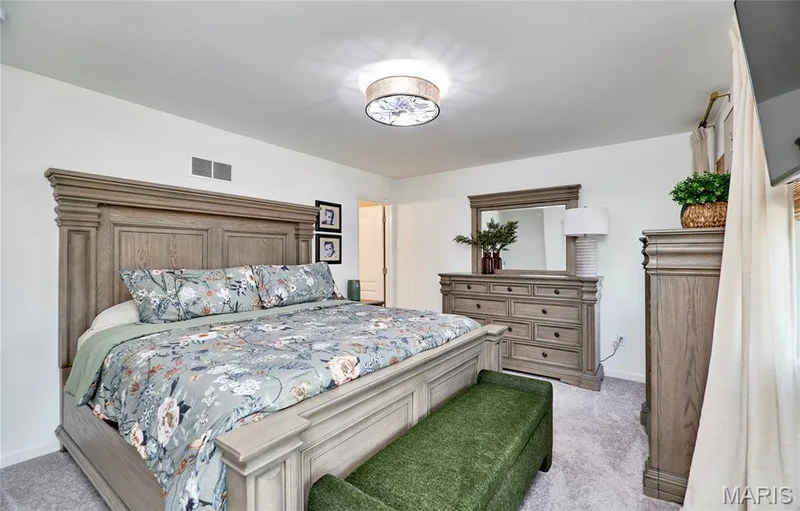 96 Mora Boulevard, O'Fallon, MO 63368 — listing photo 13 of 27