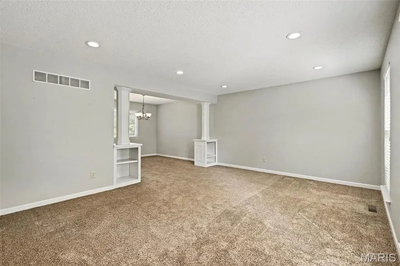 16263 Fullerton Meadows Drive, Wildwood, MO 63011 — listing photo 11 of 26