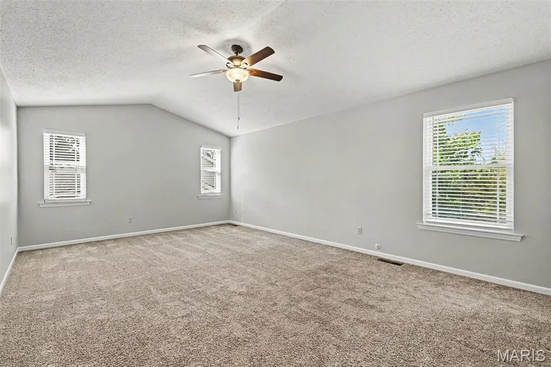 16263 Fullerton Meadows Drive, Wildwood, MO 63011 — listing photo 13 of 26