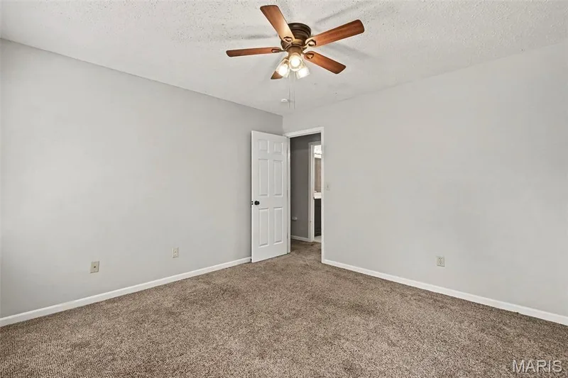 16263 Fullerton Meadows Drive, Wildwood, MO 63011 — listing photo 16 of 26