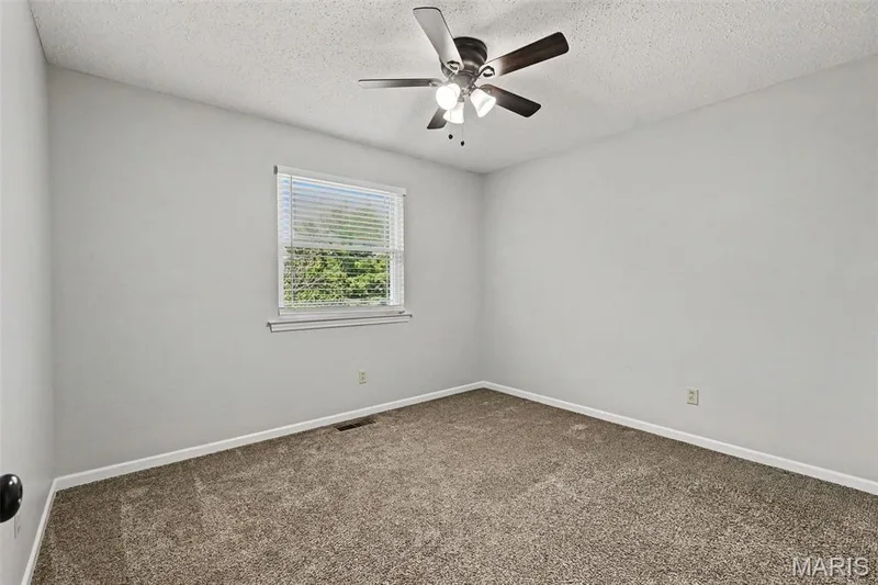 16263 Fullerton Meadows Drive, Wildwood, MO 63011 — listing photo 18 of 26