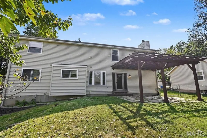16263 Fullerton Meadows Drive, Wildwood, MO 63011 — listing photo 24 of 26