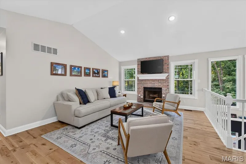 3913 Rhine Court, St Charles, MO 63304 — listing photo 7 of 39