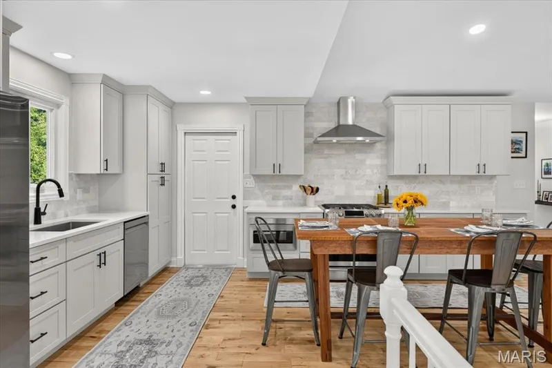 3913 Rhine Court, St Charles, MO 63304 — listing photo 13 of 39