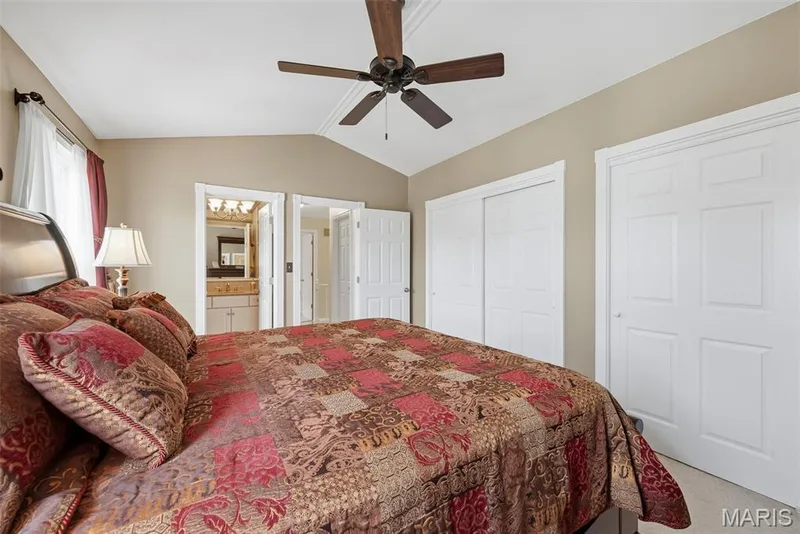 16511 Hunters Crossing Drive, Wildwood, MO 63040 — listing photo 29 of 76