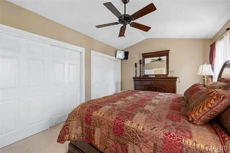 16511 Hunters Crossing Drive, Wildwood, MO 63040 — listing photo 30 of 76