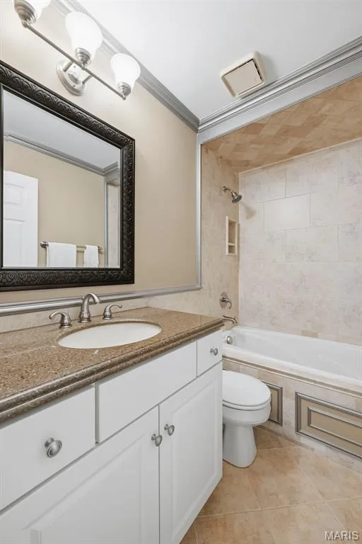 16511 Hunters Crossing Drive, Wildwood, MO 63040 — listing photo 35 of 76
