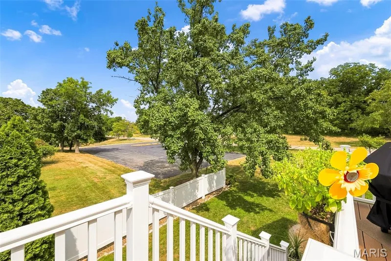 16511 Hunters Crossing Drive, Wildwood, MO 63040 — listing photo 55 of 76