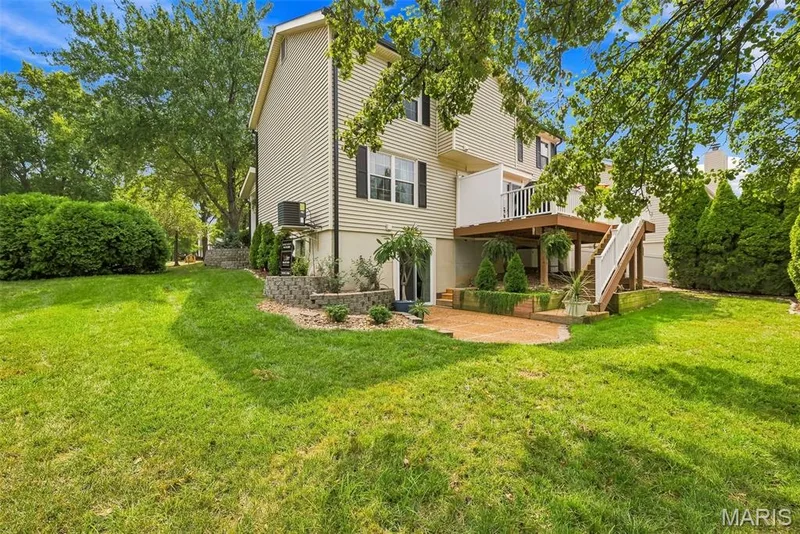 16511 Hunters Crossing Drive, Wildwood, MO 63040 — listing photo 57 of 76
