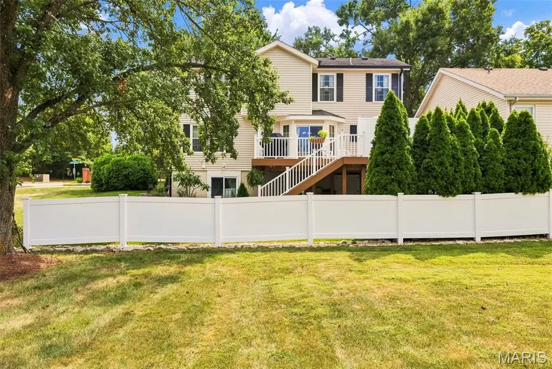 16511 Hunters Crossing Drive, Wildwood, MO 63040 — listing photo 59 of 76