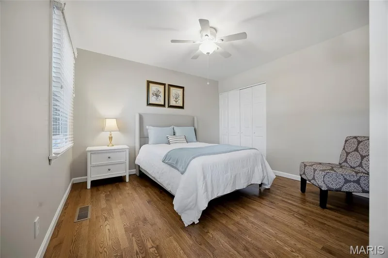14300 Markham Lane, Chesterfield, MO 63017 — listing photo 21 of 37