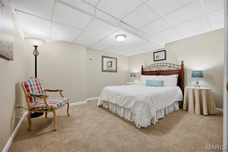 14300 Markham Lane, Chesterfield, MO 63017 — listing photo 26 of 37