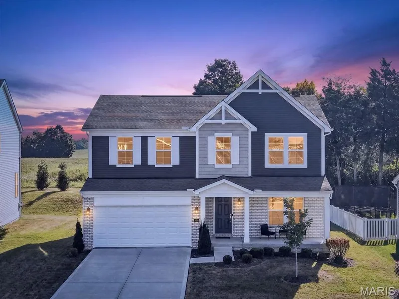 368 Cottage Grove Drive, Wentzville, MO — listing photo 1