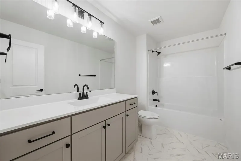 Large Raised Height Vanity in Secondary Bath — 547 Ryehill Drive, St Peters, MO 63376