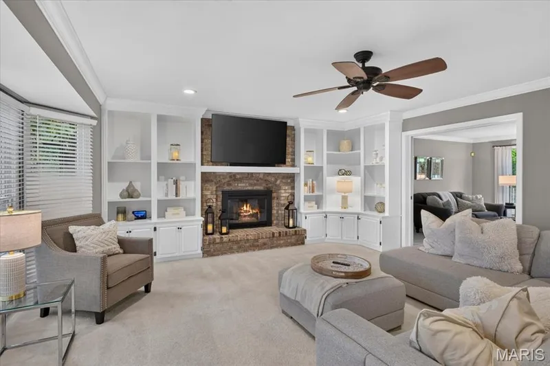 1952 Still Creek Pass, Wildwood, MO 63011 — listing photo 10 of 57