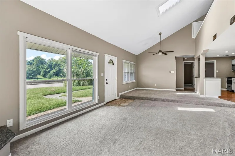 49 Marie Drive, St Charles, MO 63301 — listing photo 5 of 39