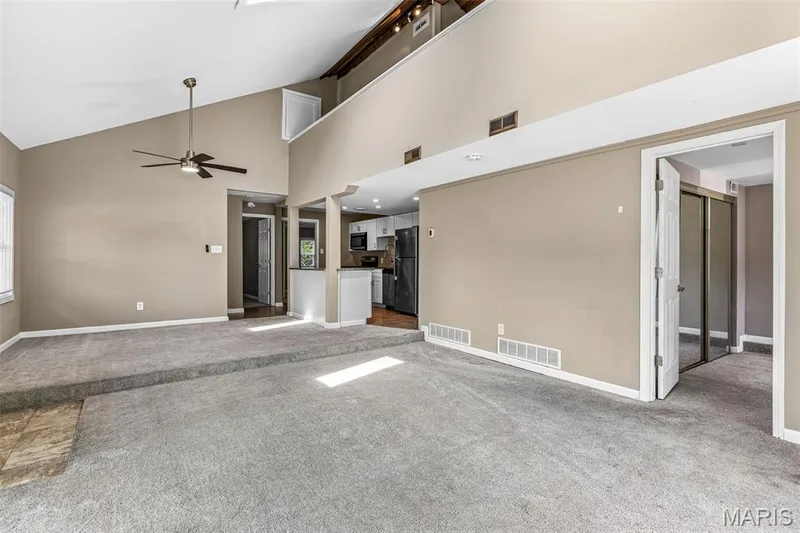 49 Marie Drive, St Charles, MO 63301 — listing photo 6 of 39