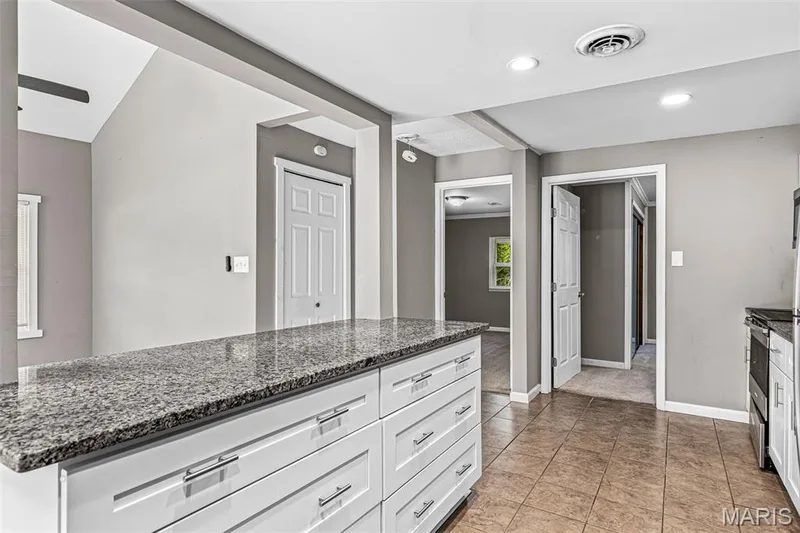 49 Marie Drive, St Charles, MO 63301 — listing photo 10 of 39