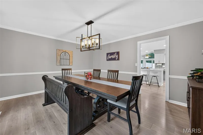 14980 Claymont Estates Drive, Chesterfield, MO 63017 — listing photo 5 of 43