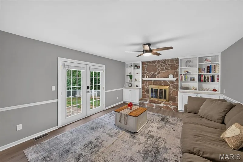 14980 Claymont Estates Drive, Chesterfield, MO 63017 — listing photo 15 of 43