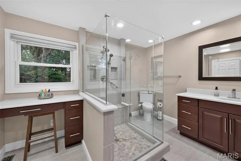 14980 Claymont Estates Drive, Chesterfield, MO 63017 — listing photo 21 of 43