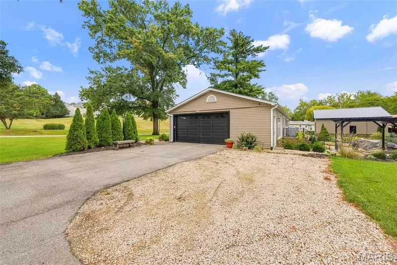 1392 N Henke Road, Lake St. Louis, MO 63367 — listing photo 3 of 94