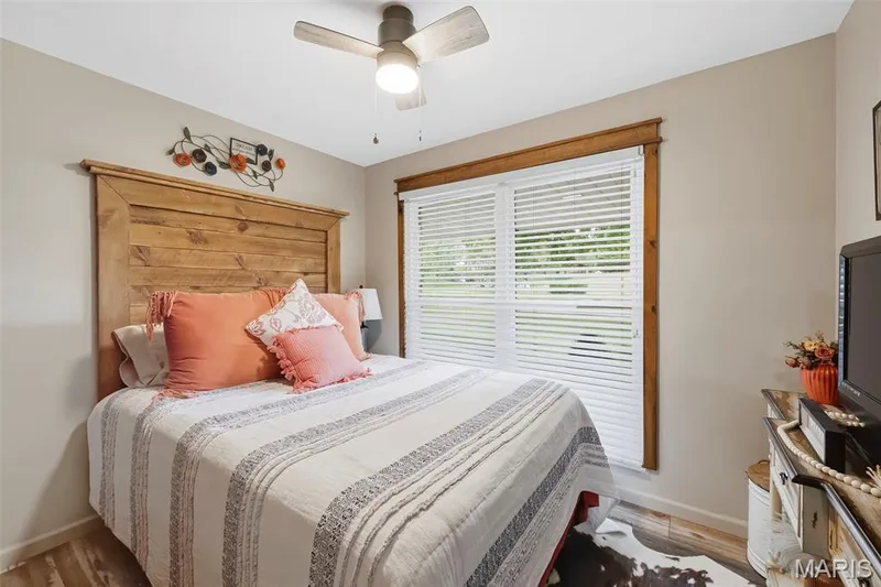 1392 N Henke Road, Lake St. Louis, MO 63367 — listing photo 27 of 94