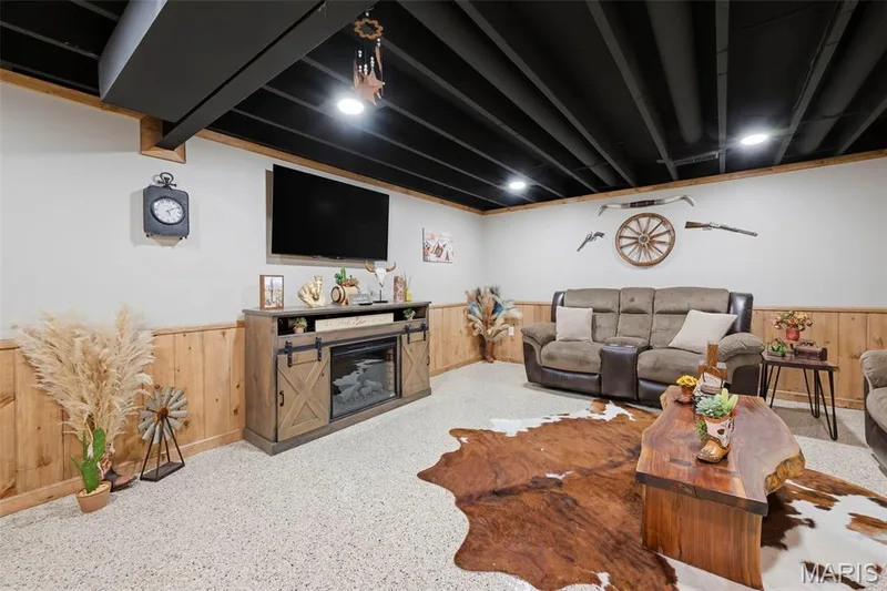 1392 N Henke Road, Lake St. Louis, MO 63367 — listing photo 34 of 94