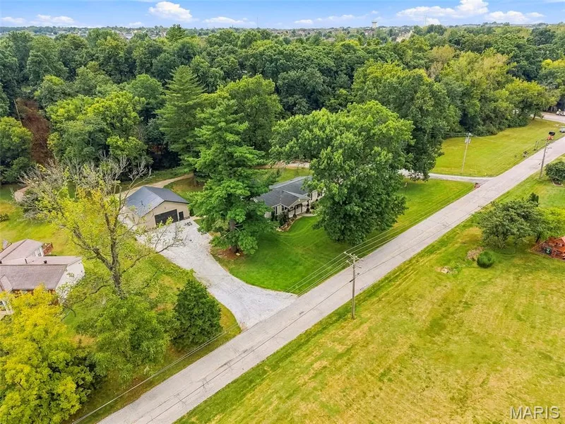 1392 N Henke Road, Lake St. Louis, MO 63367 — listing photo 84 of 94