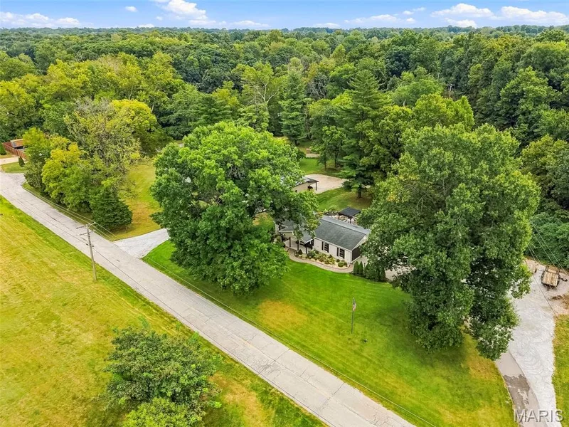 1392 N Henke Road, Lake St. Louis, MO 63367 — listing photo 86 of 94