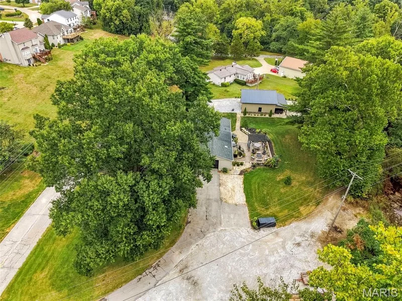 1392 N Henke Road, Lake St. Louis, MO 63367 — listing photo 87 of 94