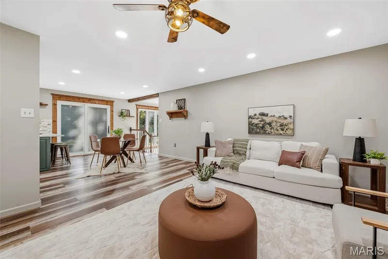 1392 N Henke Road, Lake St. Louis, MO 63367 — listing photo 13 of 98