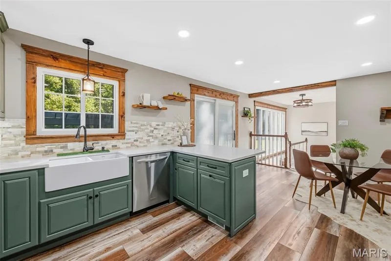 1392 N Henke Road, Lake St. Louis, MO 63367 — listing photo 22 of 98