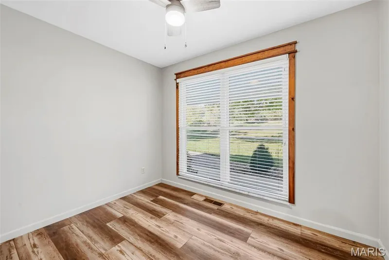1392 N Henke Road, Lake St. Louis, MO 63367 — listing photo 28 of 98