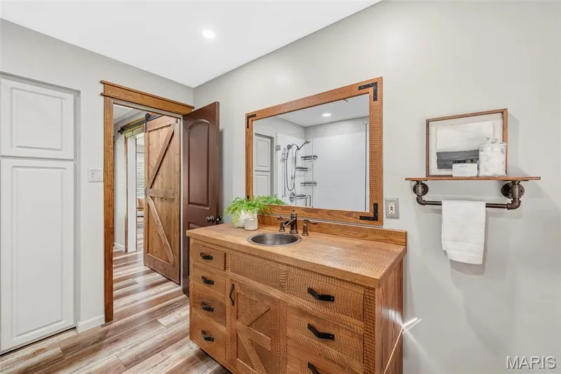 1392 N Henke Road, Lake St. Louis, MO 63367 — listing photo 30 of 98