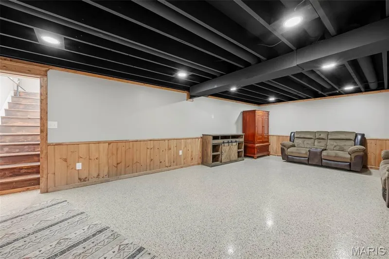 1392 N Henke Road, Lake St. Louis, MO 63367 — listing photo 33 of 98