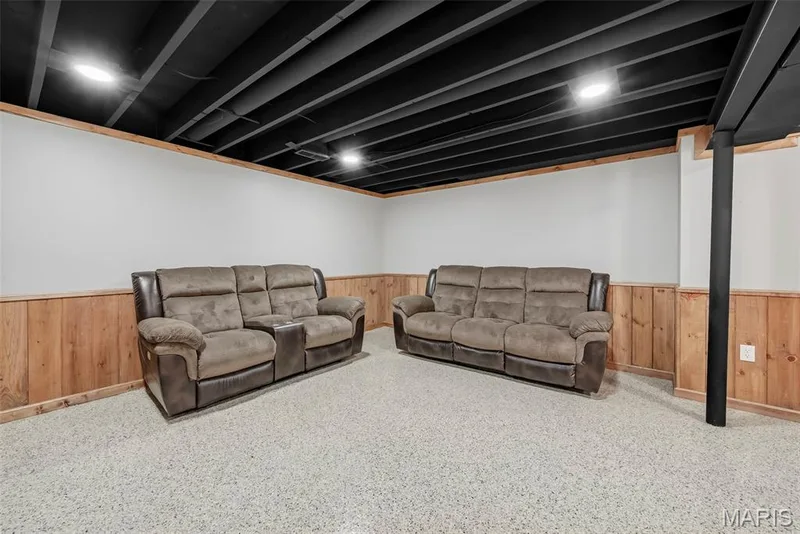 1392 N Henke Road, Lake St. Louis, MO 63367 — listing photo 35 of 98