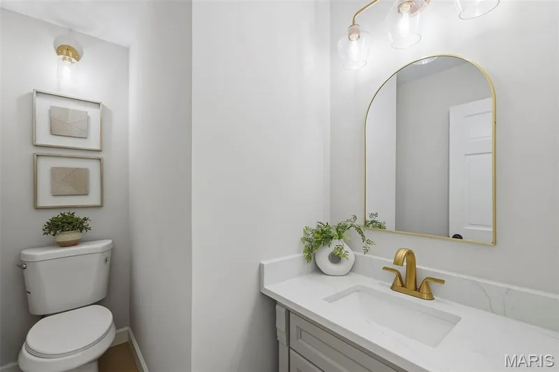 Half bath on main floor — 1674 Old Baxter Road, Chesterfield, MO 63017