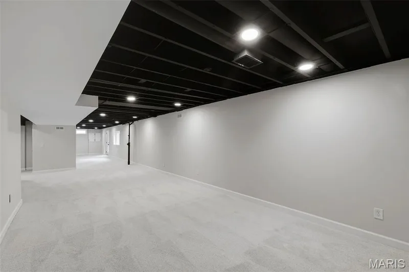 Recreational space — 1674 Old Baxter Road, Chesterfield, MO 63017