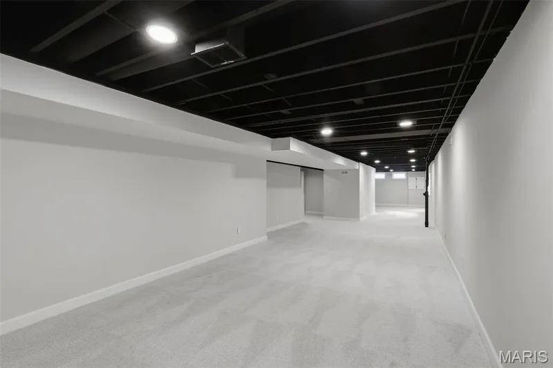 Recreational space — 1674 Old Baxter Road, Chesterfield, MO 63017