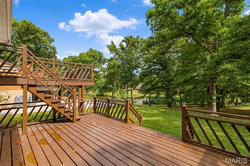 1674 Old Baxter Road, Chesterfield, MO 63017 — listing photo 80 of 98