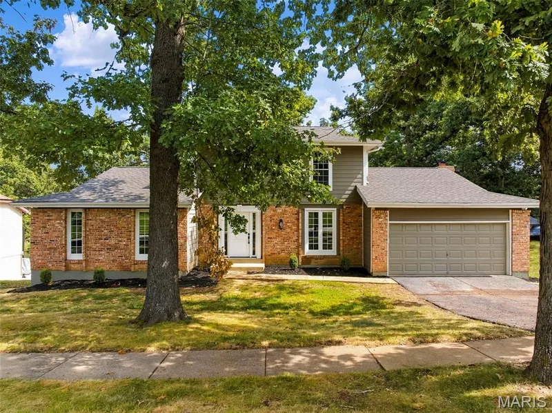 1674 Old Baxter Road, Chesterfield, MO 63017 — listing photo 97 of 98